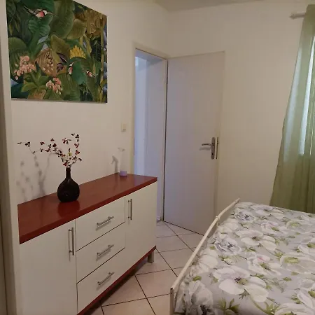Apartment Olive Medulin